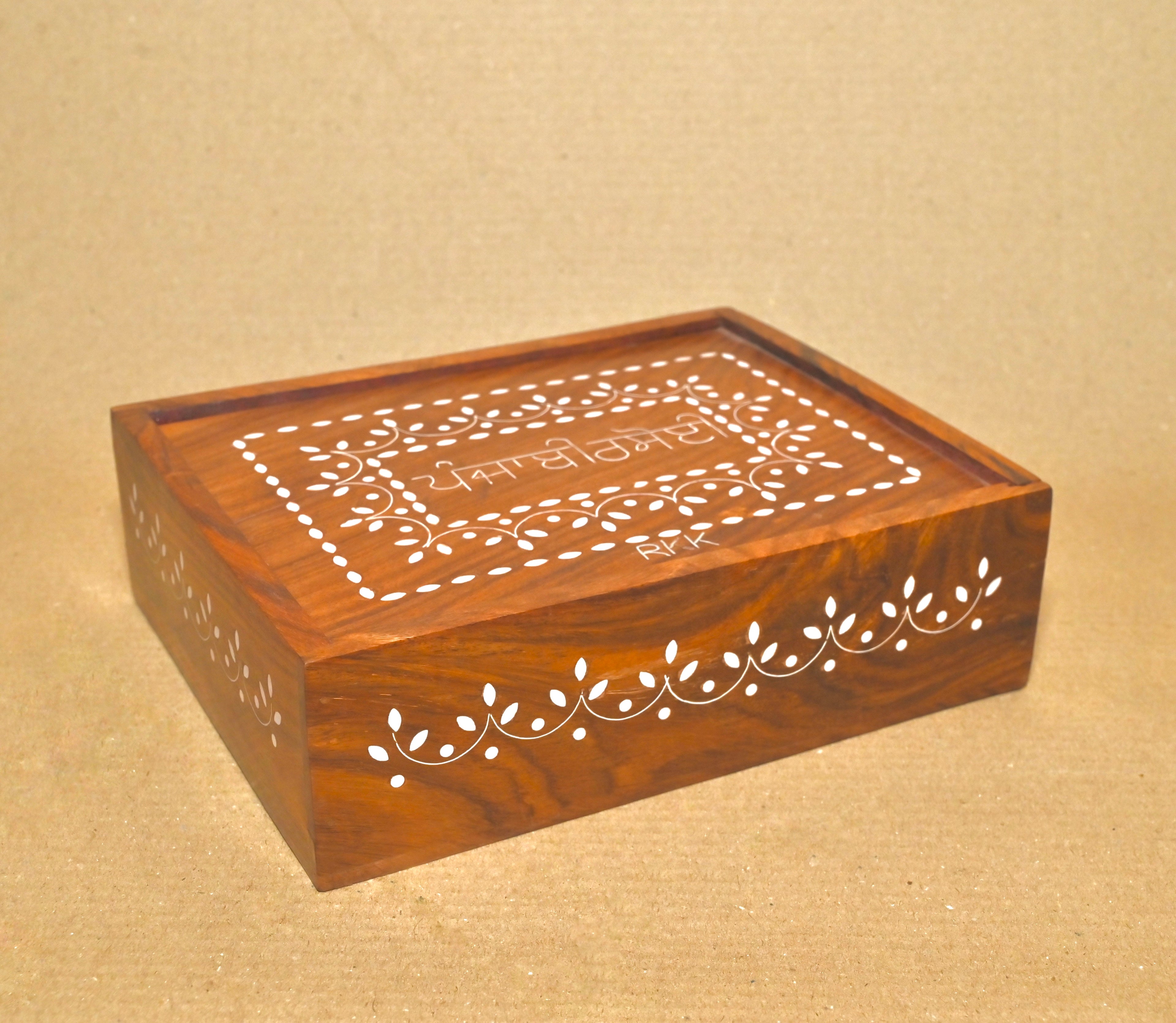Handcrafted Wooden Spicy Box – 5 Compartments